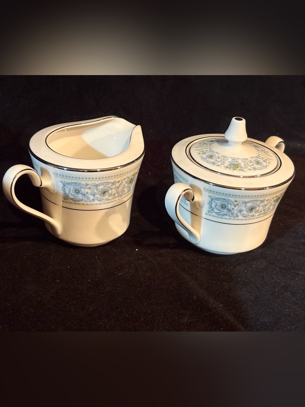Noritake Ivory China Monteleone 7569 Sugar and Creamer Set